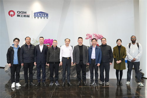 Školy a podniky sa spájajú s rukami a vytvoríte budúcnosť Viceprezident spoločnosti Quanzhou Information Engineering College navštívil Quangong Co., Ltd., aby preskúmal nové cesty pre integráciu priemyslu, akademickej obce a výskumu