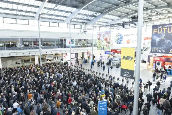 Bauma 2025 odštartovala v nemeckom Mníchove | Quangong Machinery Co., Ltd. - Plne automatické zariadenie Zenith ZN2000-2 demonštruje novú úroveň inteligentnej výroby