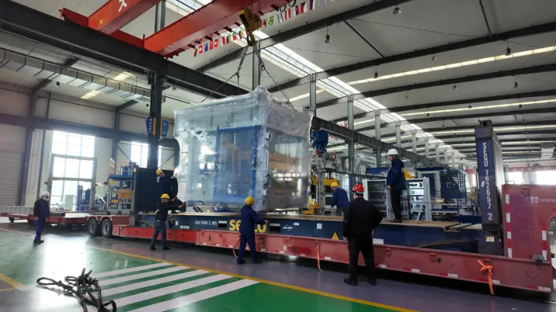 QuanGong Intelligent Brick Making Machines sa vydáva na novú cestu do zámoria a prispieva k ekologickej modernizácii globálnej infraštruktúry.