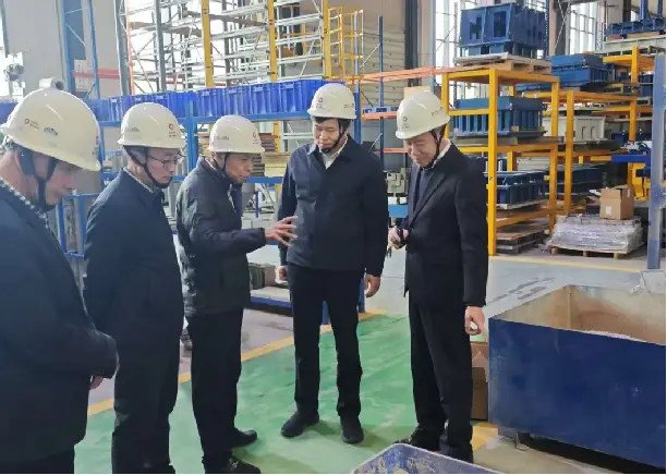 Mestský úrad pre vedu a techniku ​​Quanzhou vykonáva výskum v spoločnosti Quangong Machinery Co., Ltd. a poskytuje cielenú podporu na zvýšenie investícií do výskumu a vývoja.